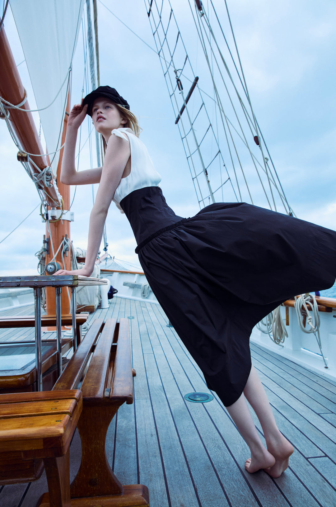 Helena Poplin Midi Dress — Black