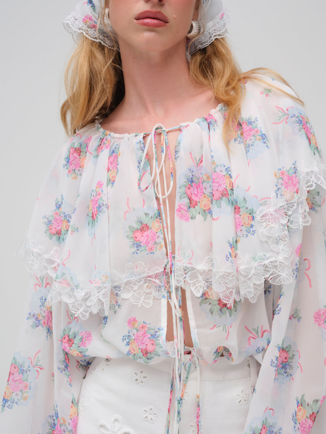 Doily Bouquet Long Sleeve Top — White