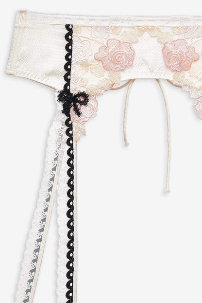 Evie Floral Garter Belt — Cream